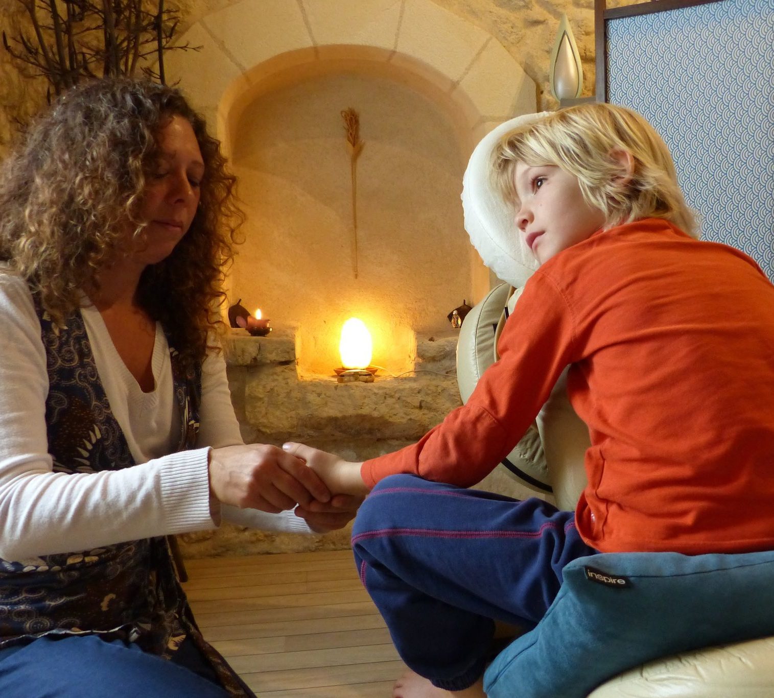 Massage Amma sur chaise - massage habillé énergétique à Cayrols